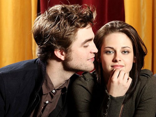 is bella and edward dating in real life 2013
